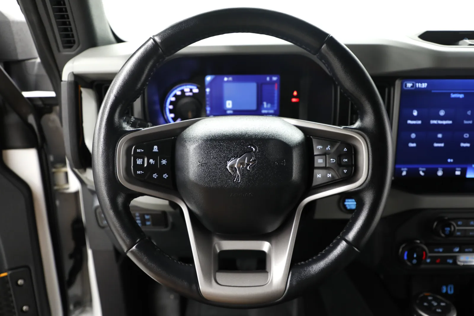 2022 Ford Bronco 2-Door Base - Photo 25