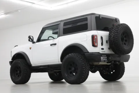 More photos of 2022 Ford Bronco Badlands at Jim Falk Motors, MO