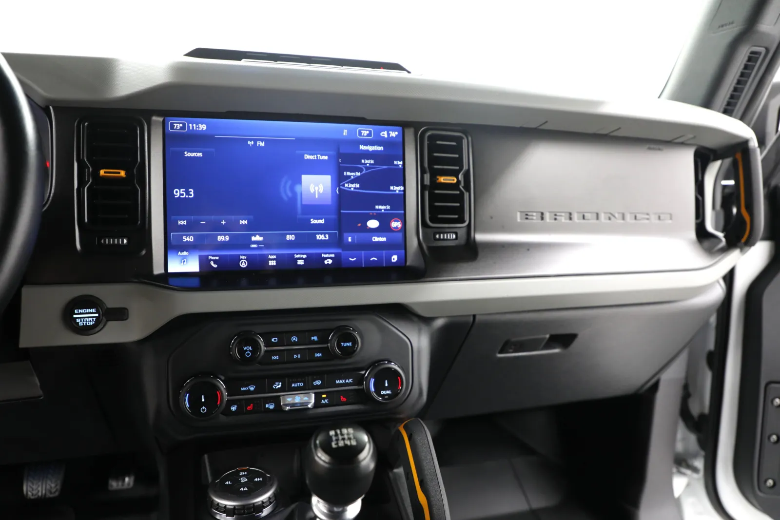 2022 Ford Bronco 2-Door Base - Photo 30