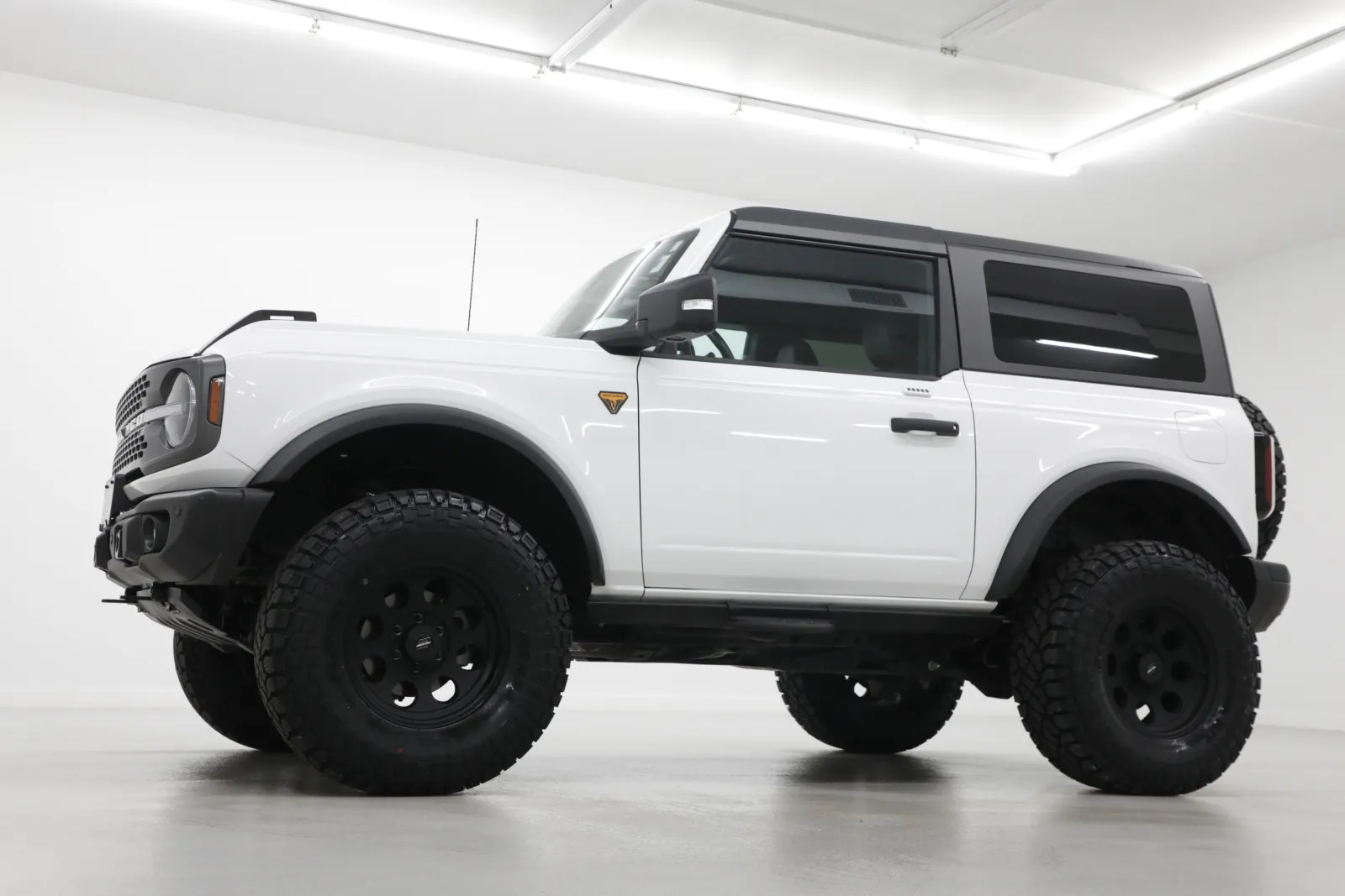 2022 Ford Bronco 2-Door Base - Photo 8