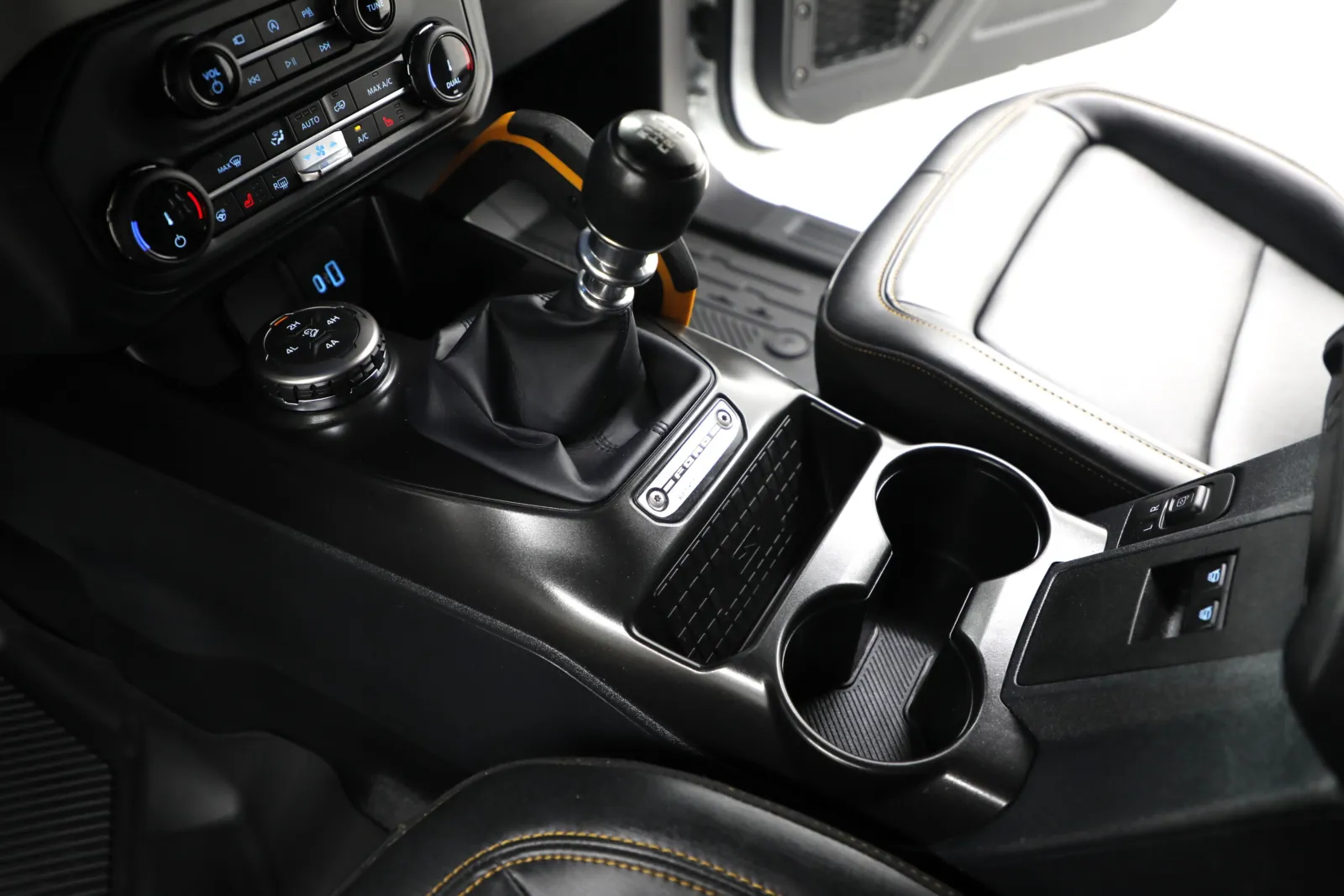 2022 Ford Bronco 2-Door Base - Photo 40