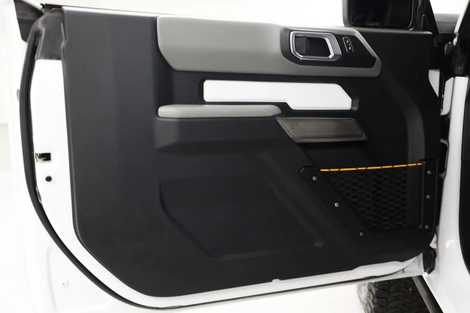 2022 Ford Bronco 2-Door Base - Photo 15