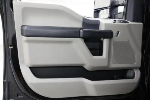 Photos of 2022 Ford Super Duty F-250 SRW XL for sale in Clinton, MO at Jim Falk Motors