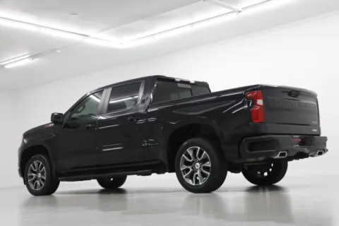 More photos of 2022 Chevrolet Silverado 1500 RST at Jim Falk Motors, MO