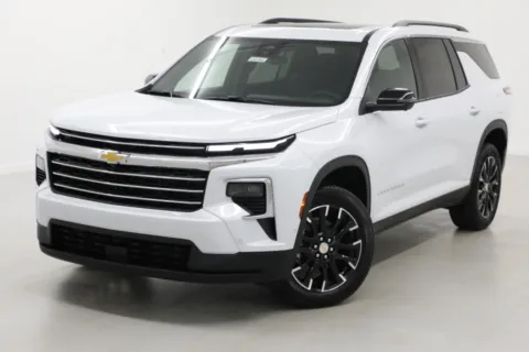 More photos of 2026 Chevrolet Traverse AWD LT at Jim Falk Motors, MO