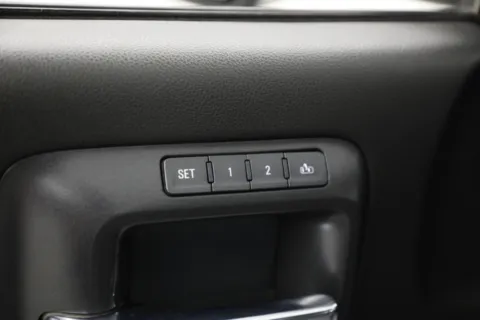 More photos of 2018 Chevrolet Silverado 2500HD LTZ at Jim Falk Motors, MO
