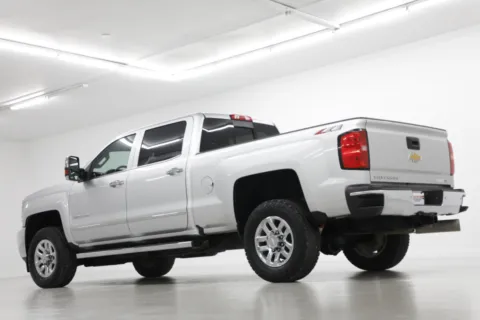 More photos of 2018 Chevrolet Silverado 2500HD LTZ at Jim Falk Motors, MO