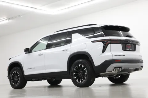 More photos of 2026 Chevrolet Traverse Z71 at Jim Falk Motors, MO