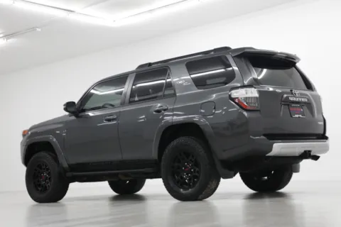 More photos of 2020 Toyota 4Runner TRD Off Road Premium at Jim Falk Motors, MO