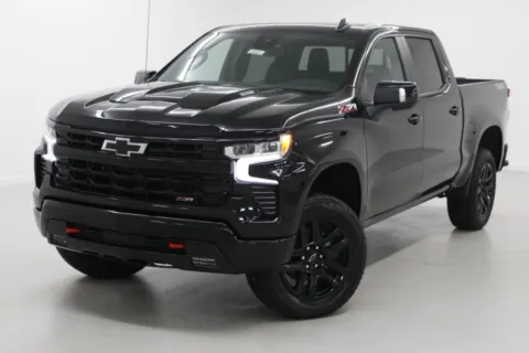 More photos of 2026 Chevrolet Silverado 1500 LT Trail Boss at Jim Falk Motors, MO