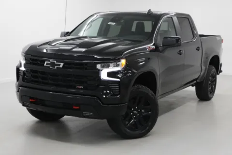 More photos of 2026 Chevrolet Silverado 1500 LT Trail Boss at Jim Falk Motors, MO