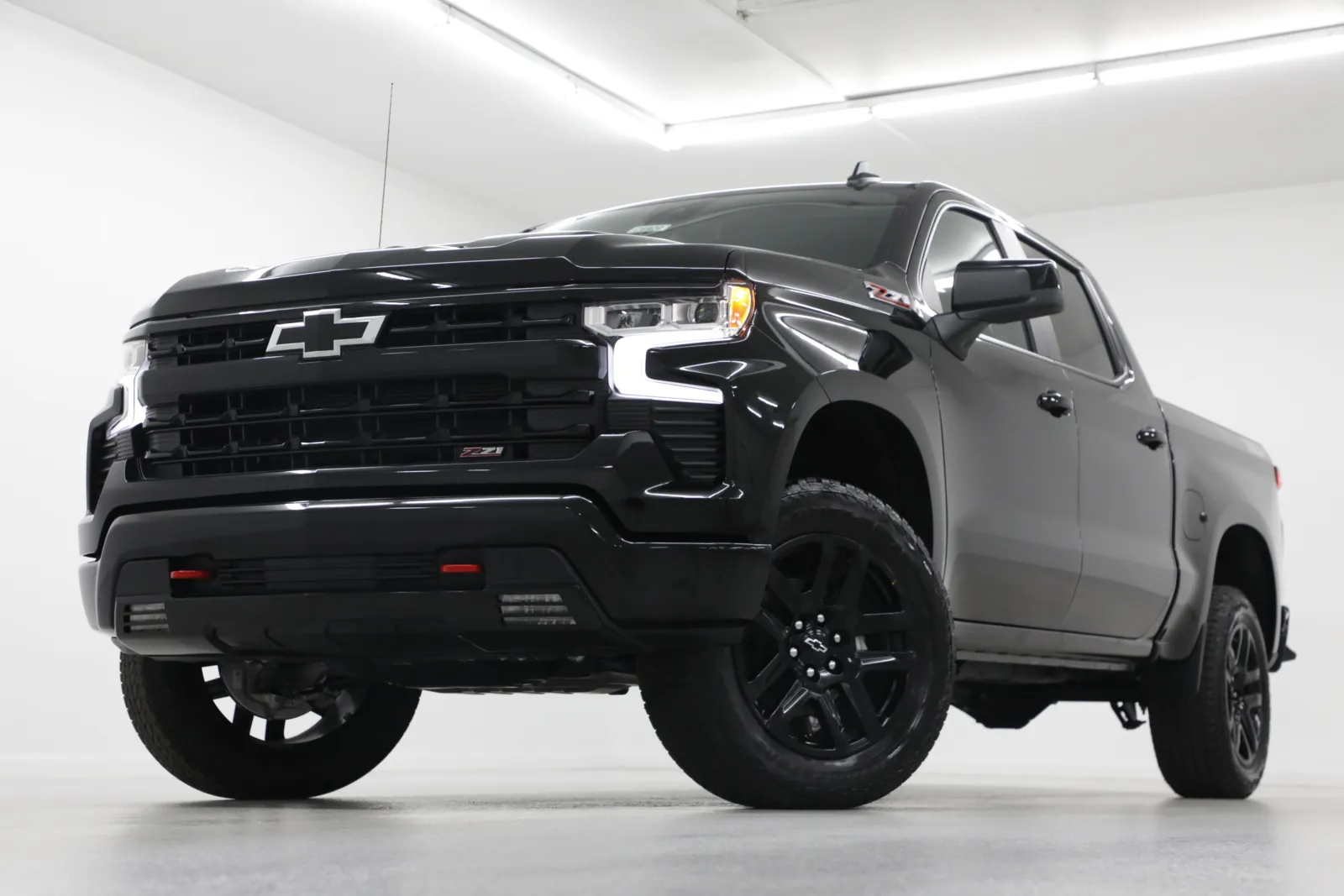 Black 2026 Chevrolet Silverado 1500 LT Trail Boss for sale in Clinton, MO