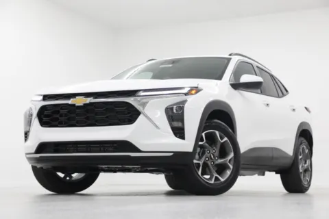 White 2026 Chevrolet Trax LT for sale in Clinton, MO