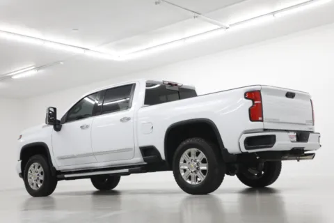 More photos of 2026 Chevrolet Silverado 2500HD High Country at Jim Falk Motors, MO