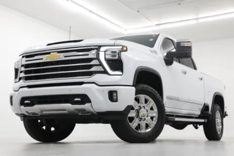 White 2026 Chevrolet Silverado 2500HD High Country for sale in Clinton, MO