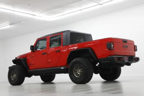 More photos of 2021 Jeep Gladiator Rubicon at Jim Falk Motors, MO