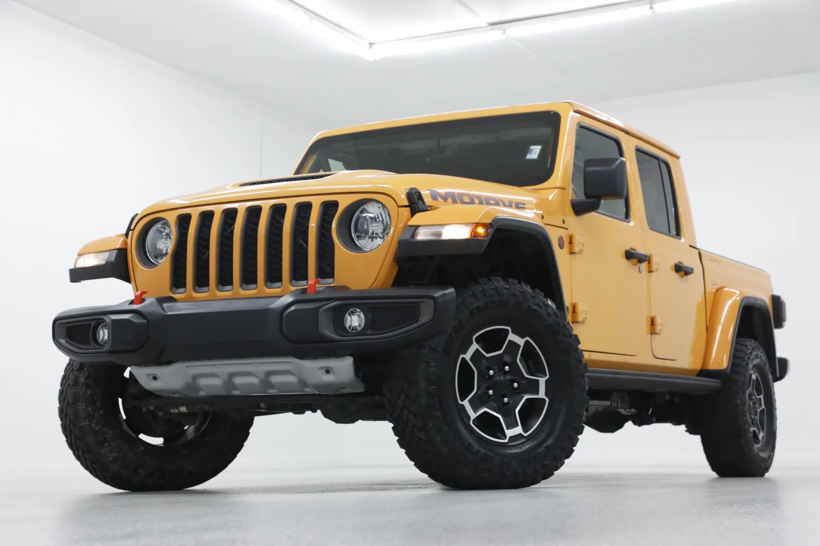 Orange 2021 Jeep Gladiator Mojave for sale in Clinton, MO