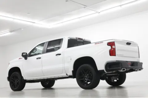 More photos of 2026 Chevrolet Silverado 1500 LT Trail Boss at Jim Falk Motors, MO