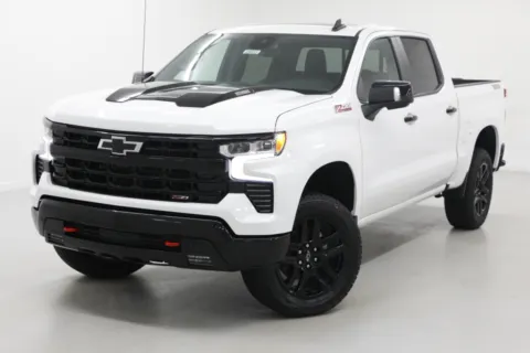 More photos of 2026 Chevrolet Silverado 1500 LT Trail Boss at Jim Falk Motors, MO
