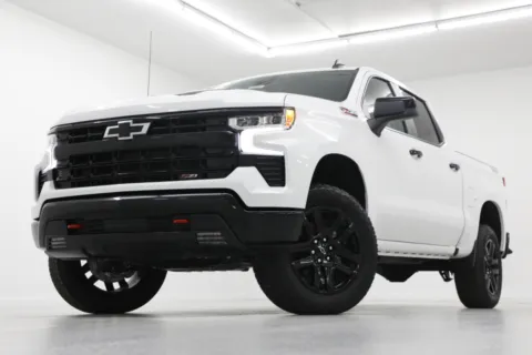 White 2026 Chevrolet Silverado 1500 LT Trail Boss for sale in Clinton, MO