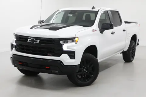 More photos of 2026 Chevrolet Silverado 1500 LT Trail Boss at Jim Falk Motors, MO