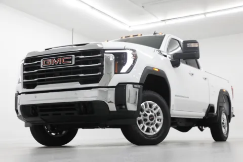 White 2026 GMC Sierra 2500HD SLE for sale in Clinton, MO