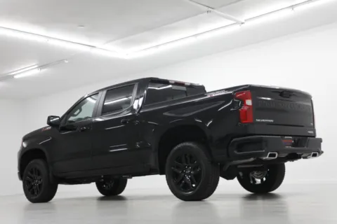 More photos of 2026 Chevrolet Silverado 1500 LT Trail Boss at Jim Falk Motors, MO