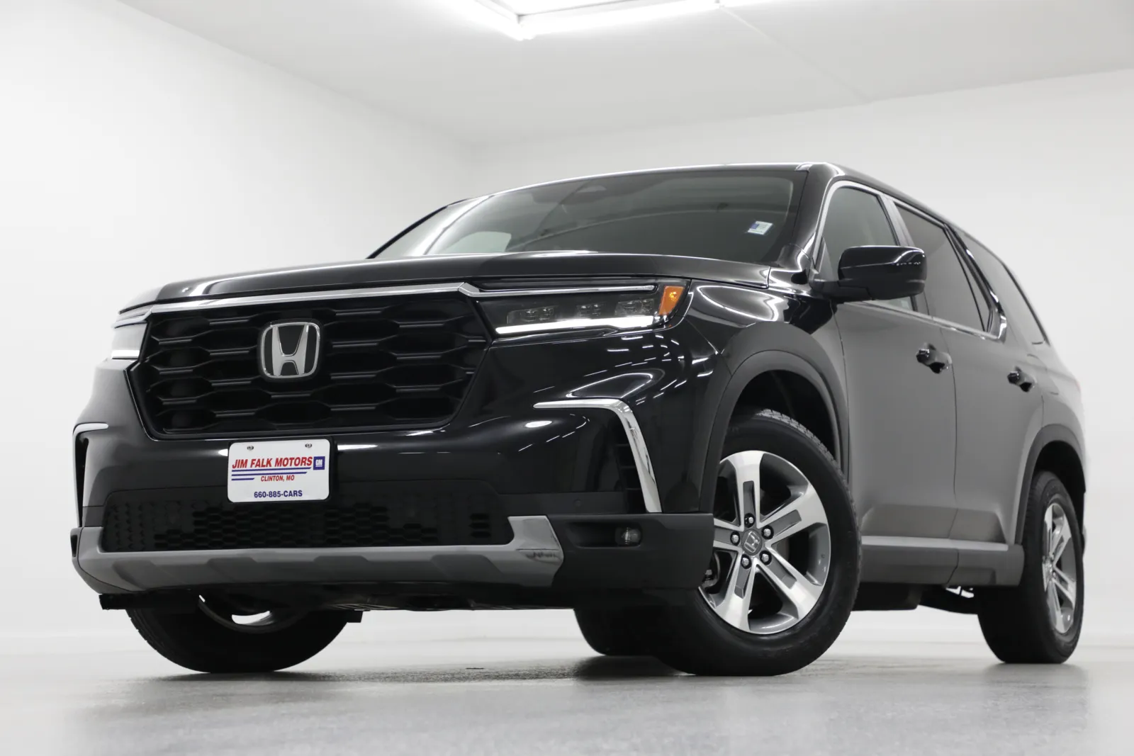 Black 2023 Honda Pilot EX-L for sale in Clinton, MO