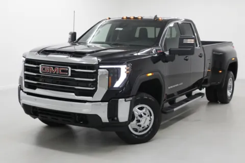 More photos of 2026 GMC Sierra 3500HD SLE DRW at Jim Falk Motors, MO