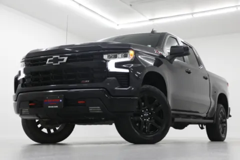 Gray 2023 Chevrolet Silverado 1500 LT Trail Boss for sale in Clinton, MO