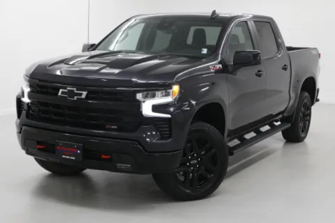 More photos of 2023 Chevrolet Silverado 1500 LT Trail Boss at Jim Falk Motors, MO
