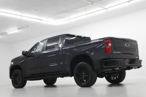 More photos of 2023 Chevrolet Silverado 1500 LT Trail Boss at Jim Falk Motors, MO
