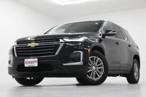 Black 2023 Chevrolet Traverse LT for sale in Clinton, MO
