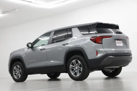 More photos of 2027 GMC Terrain Elevation at Jim Falk Motors, MO