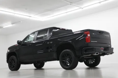 More photos of 2026 Chevrolet Silverado 1500 LT Trail Boss at Jim Falk Motors, MO