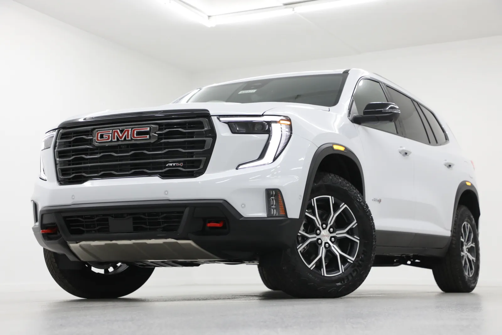 White 2026 GMC Acadia AT4 for sale in Clinton, MO