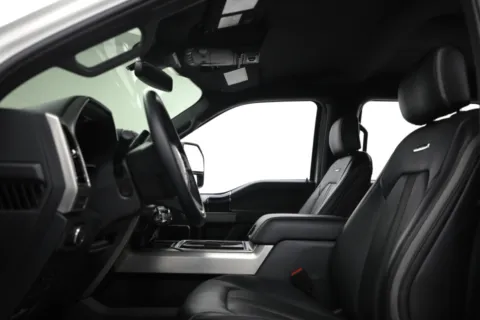 More photos of 2022 Ford Super Duty F-450 DRW Platinum at Jim Falk Motors, MO