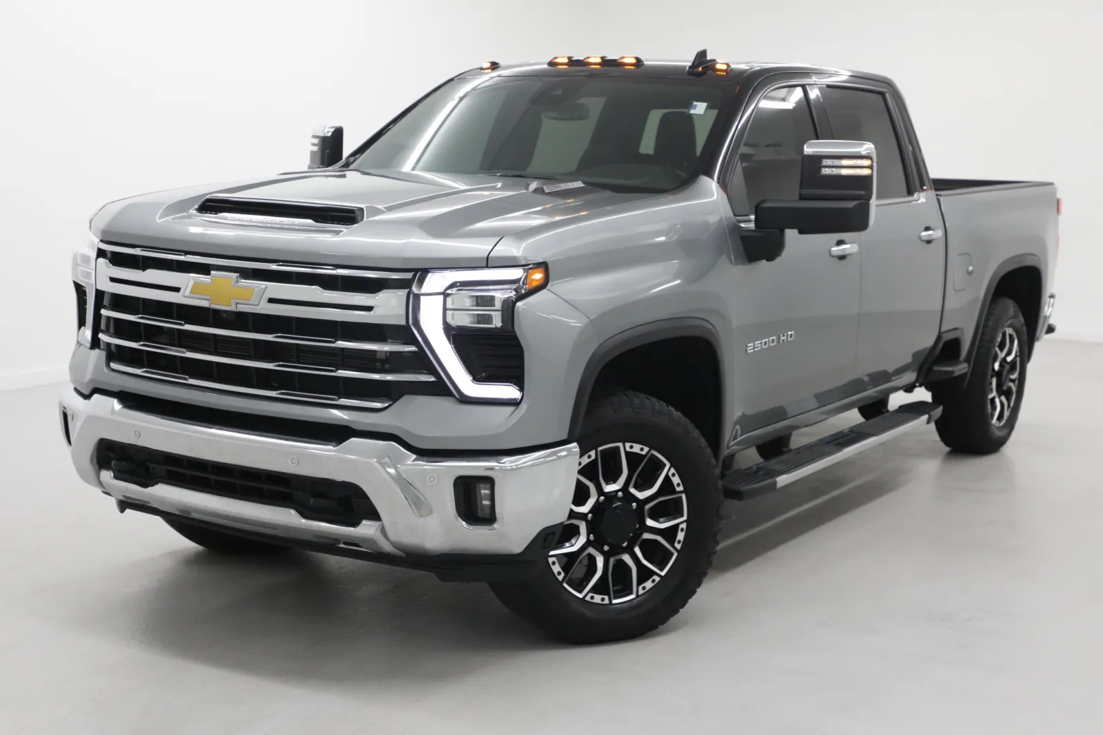 Gray 2024 Chevrolet Silverado 2500HD LTZ for sale in Clinton, MO
