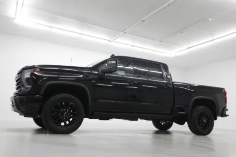 Photos of 2026 Chevrolet Silverado 2500 HD High Country for sale in Clinton, MO at Jim Falk Motors