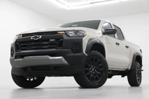 White 2026 Chevrolet Colorado Trail Boss for sale in Clinton, MO