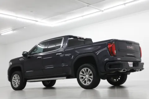 More photos of 2023 GMC Sierra 1500 Denali at Jim Falk Motors, MO