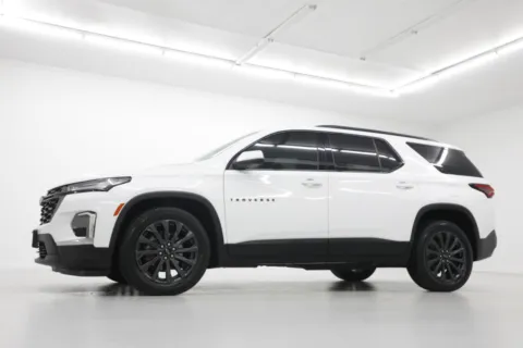 Photos of 2023 Chevrolet Traverse RS for sale in Clinton, MO at Jim Falk Motors