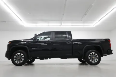 Another view of 2026 Chevrolet Silverado 2500HD Custom for sale in Clinton, MO at Jim Falk Motors