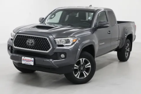 Gray 2018 Toyota Tacoma TRD Sport for sale in Clinton, MO