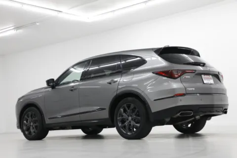 More photos of 2022 Acura MDX w/A-Spec Package at Jim Falk Motors, MO