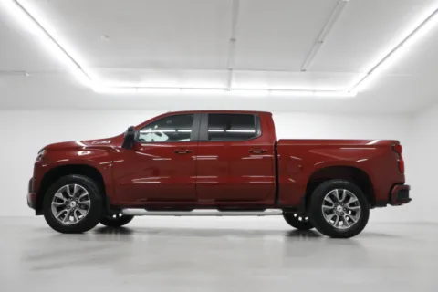 Another view of 2020 Chevrolet Silverado 1500 RST for sale in Clinton, MO at Jim Falk Motors