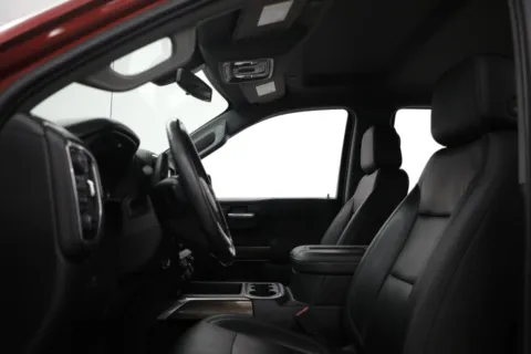 More photos of 2020 Chevrolet Silverado 1500 RST at Jim Falk Motors, MO