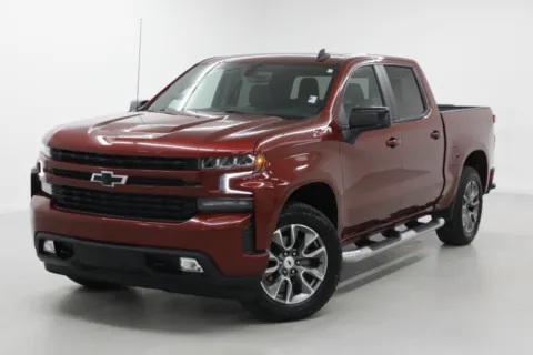 More photos of 2020 Chevrolet Silverado 1500 RST at Jim Falk Motors, MO
