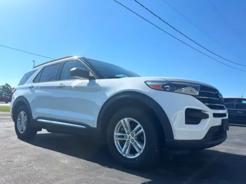 White 2021 Ford Explorer XLT for sale in Clinton, MO