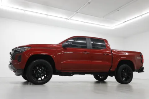 Photos of 2025 Chevrolet Colorado Z71 for sale in Clinton, MO at Jim Falk Motors